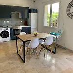 Апартаменты A 200m Des Plages.