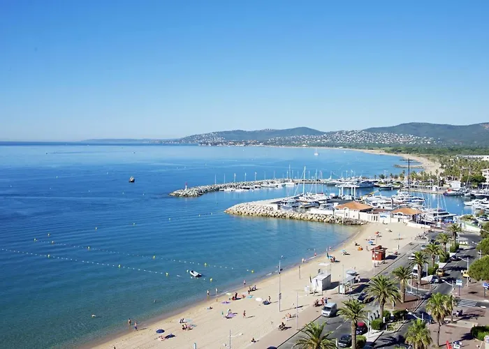 A 200m Des Plages. Fréjus