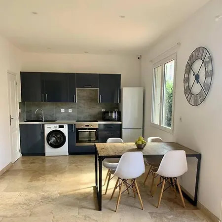 Apartamento à 200m Des Plages. Fréjus